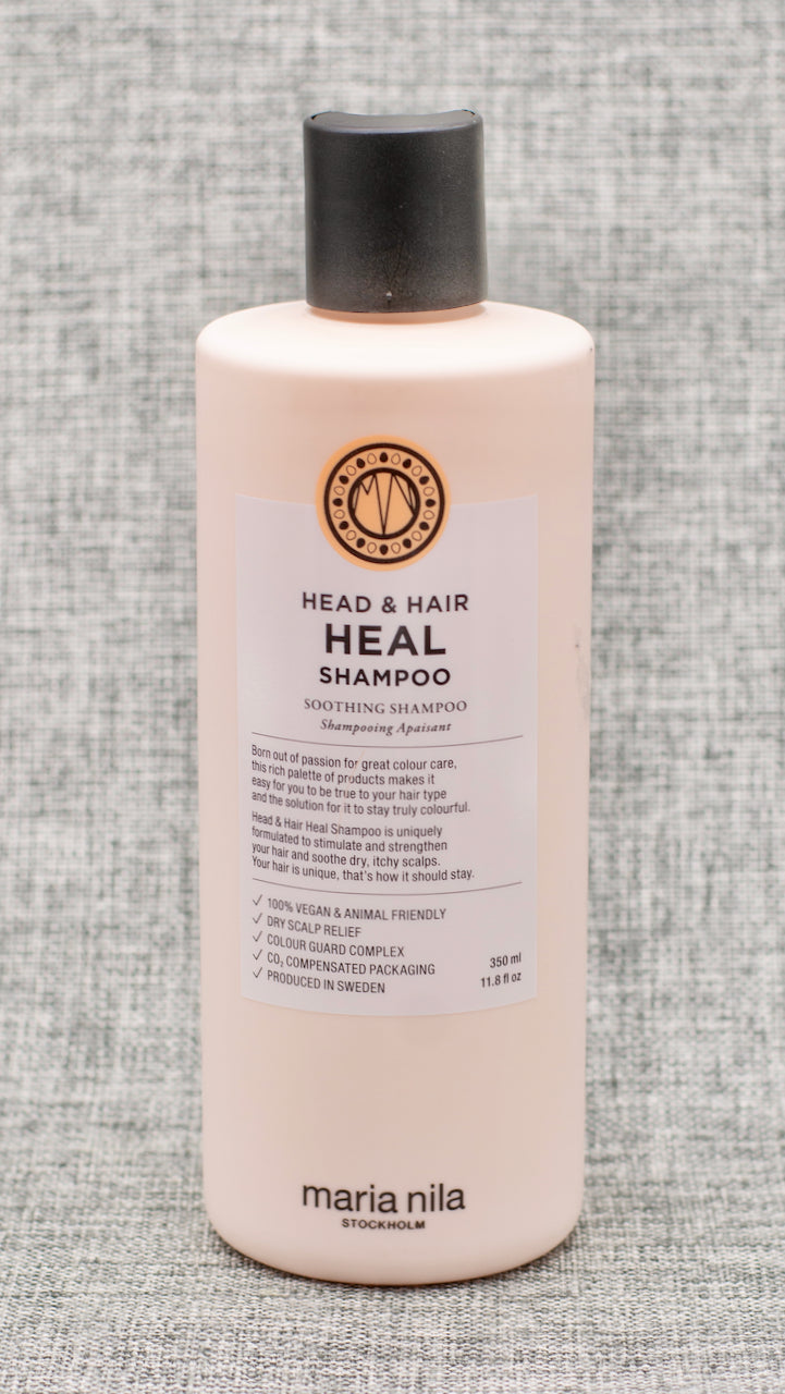 Maria Nila Head & Hair Heal Shampoo-FOR SENSITIVE AND DRY SCALP. A soothing and strengthening shampoo with calming aloe vera extract.
The active ingredients in Head & Hair Heal Shampoo helps balance your hair and scalp for a healthy look and feel.
The shampoo has a flowery scent of jasmine and linden blossom. 
Dry scalp relief.