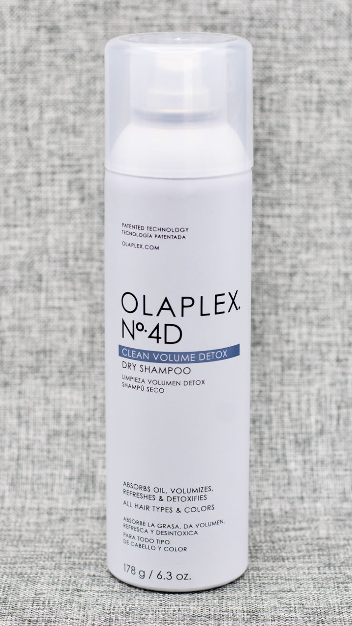 Olaplex Nº. 4D Clean Volume Detox Dry Shampoo. ABSORBS OIL AND DETOXIFIES SCALP. CLEAN HAIR. HEALTHY SCALP.
Light-as-air dry cleansing technology for scalp and hair that feel just washed. This healthy scalp dry shampoo is clinically proven to not clog pores or leave a white residue.