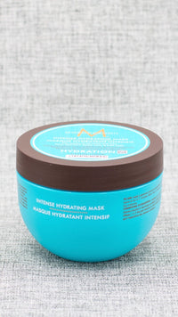 A deep conditioning mask to help restore moisture, elasticity, and shine to dry hair. Formulated with argan oil and other nourishing ingredients. Treat yourself to a quick, reviving five-minute hair mask. Moroccanoil® Intense Hydrating Mask is a high-performance, rich and creamy deep conditioner formulated for medium to thick, dry hair.