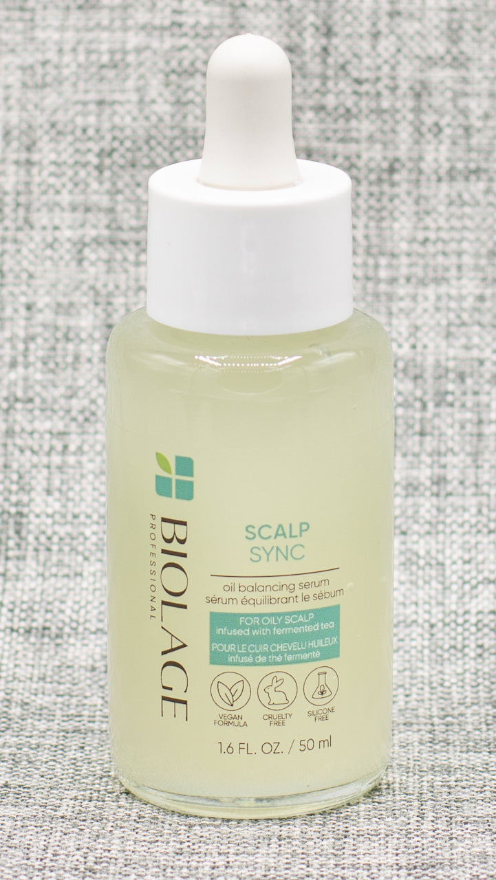 Biolage Scalp Sync Oil Balancing Serum rebalances an oily scalp by absorbing and reducing excess oil. Lightweight, leave-in serum rebalances an oily scalp by absorbing and reducing excess oil, preventing sebum from traveling down the hair strand with continued use.
Infused with fermented tea.
Leaves hair & scalp feeling purified, healthy, and balanced.
Paraben, Sulfate and Mineral Oil-Free