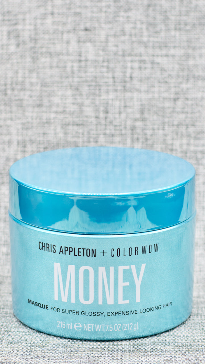 Chris Appleton + ColorWow Money Masque is a deep hydrating hair treatment for all hair types. healthy hair. Weightless formula instantly absorbs; leaves no waxy, heavy buildup. Penetrates deep to help strengthen, repair and renew suppleness. A deep conditioning hair mask for all hair types. Heat protection.