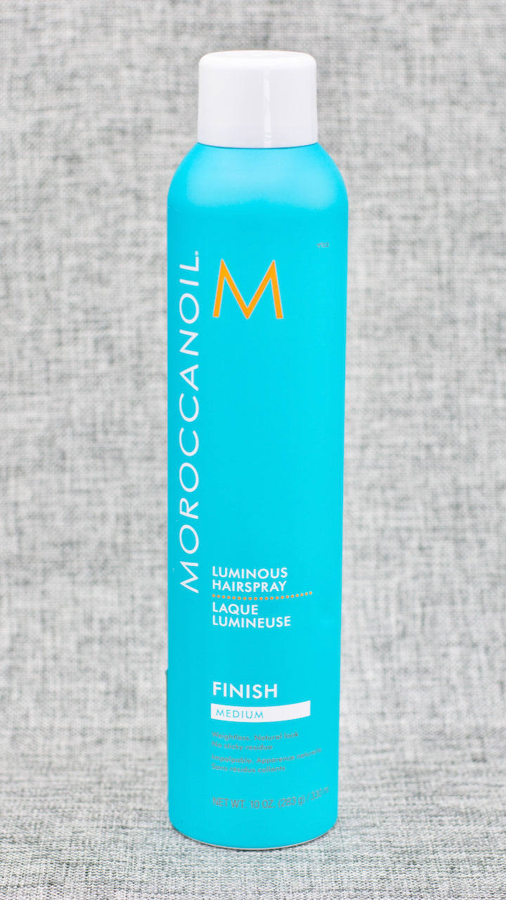 Moroccan Oil Luminous Hairspray Medium Hold is A medium hold, flexible hairspray that boosts shine and fights frizz without leaving a flaky residue. Ideal for everyday styles. This medium hold, flexible hairspray provides long-lasting, weightless hold for soft and natural styles.