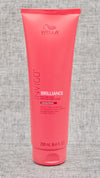 Wella Brilliance Conditioner for Coarse Hair. For improved hair surface and enhanced color vibrancy. With Brilliance-Blend™: Copper encapsulating molecules maintain vibrancy. Histidine and Vitamin E help to control the oxidation process after coloration and to protect color. With Lime Caviar which is known to contain various anti-oxidants and vitamins.