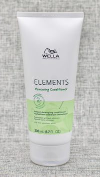 Wella Elements Renewing Conditioner, A moisturizing conditioner specially formulated without silicones and made with up to 99% of natural origin ingredients. This instant detangling conditioner renews hair manageability while increasing hair smoothness and shine. It leaves hair feeling moisturized and hydrated and protects it from frizz or breakage.