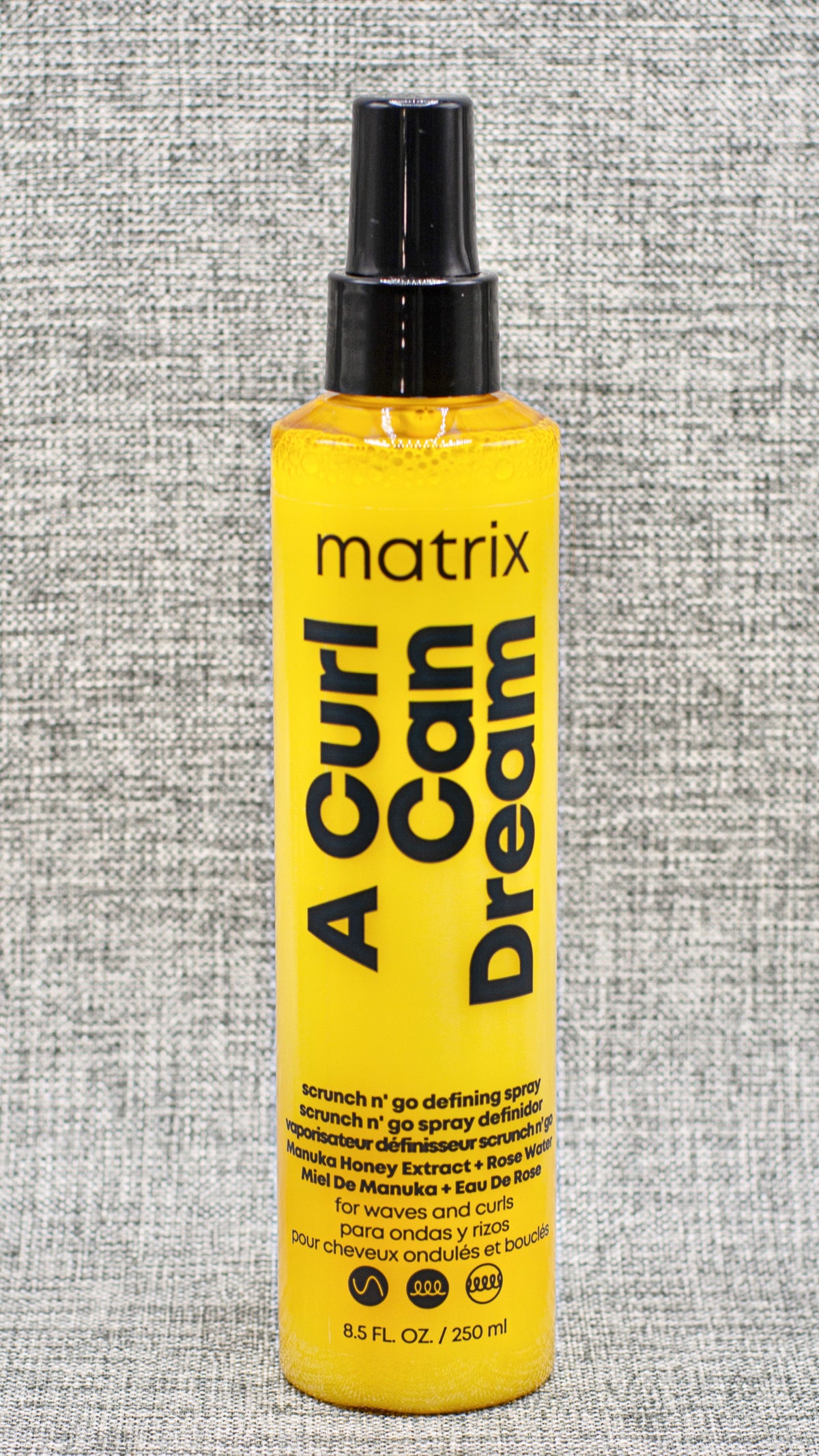 Matrix Styling 8.5 oz A Curl Can Dream Scrunch N' Go Defining Spray For Waves and Curls